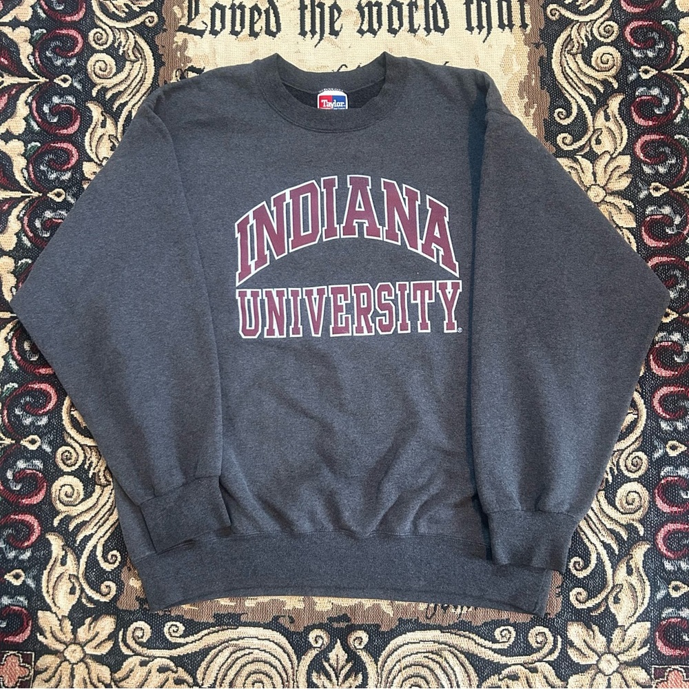Vintage 90s Indiana University
Hoosiers Crewneck
Sweatshirt Made in USA